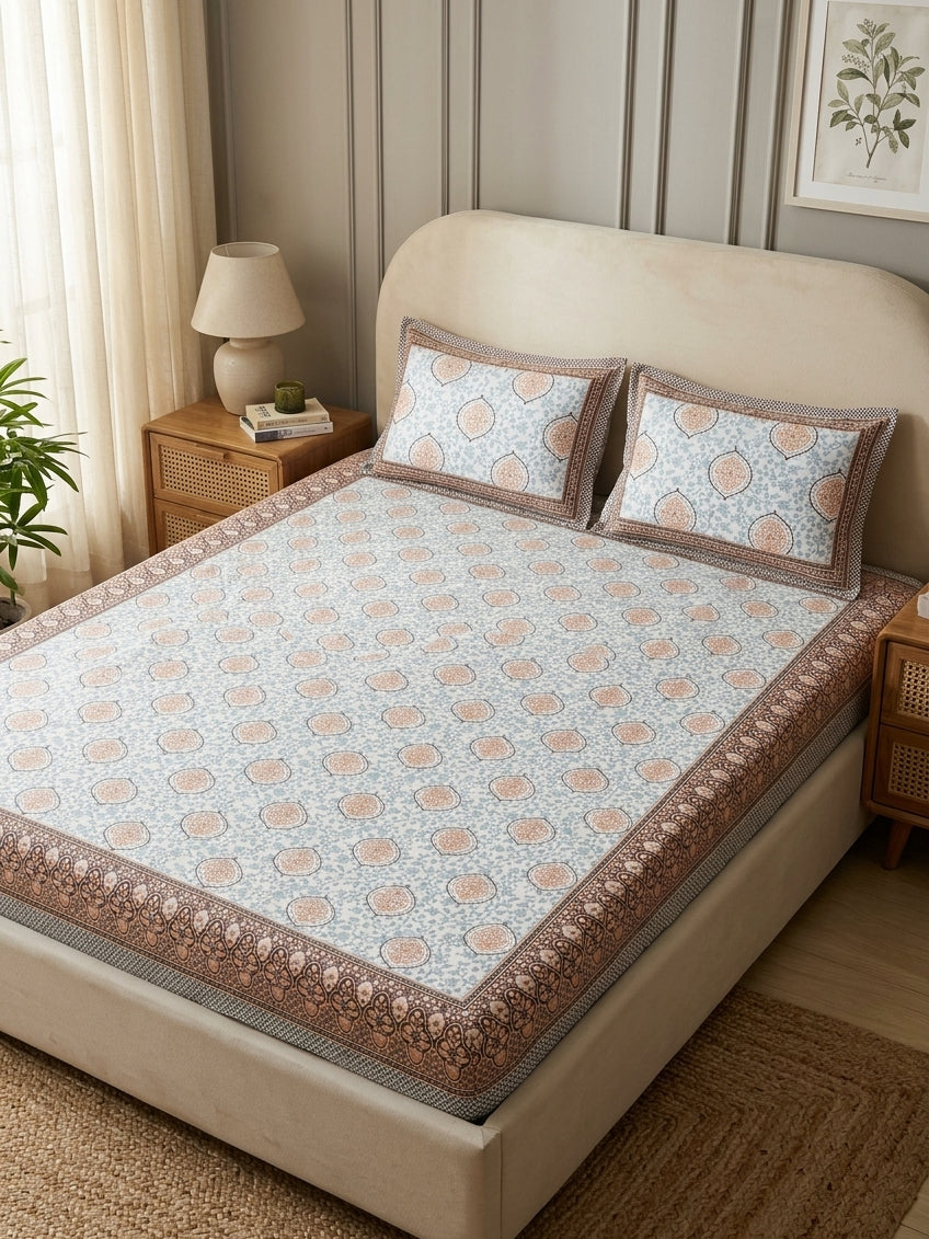 OLIVE HOME Beige Paisley Patchwork Cotton King Size Fitted Bedsheet Set