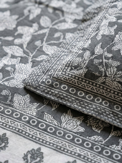 OLIVE HOME  Floral Jaal Cotton King Size Fitted Grey Bedsheet Set