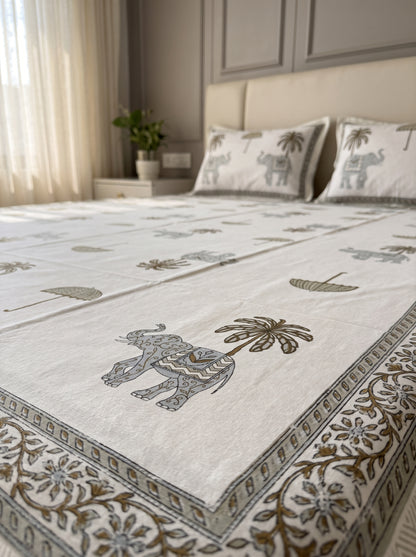OLIVE HOME White Elephant Palm Tree Cotton King Size Fitted Bedsheet Set