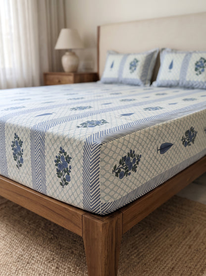 OLIVE HOME White Blue Leaf Floral Buta Striped Cotton King Size Fitted Bedsheet Set